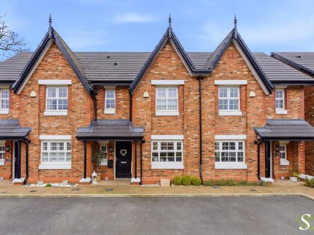 House for sale in Lower Peover, Cheshire