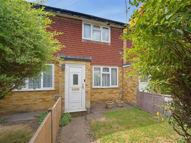 House for sale in London Borough of Hounslow, Greater London