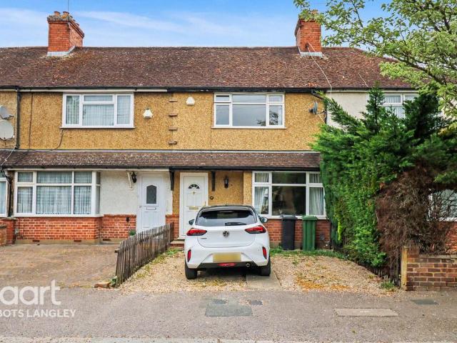 House for sale in Kingswood, North Watford