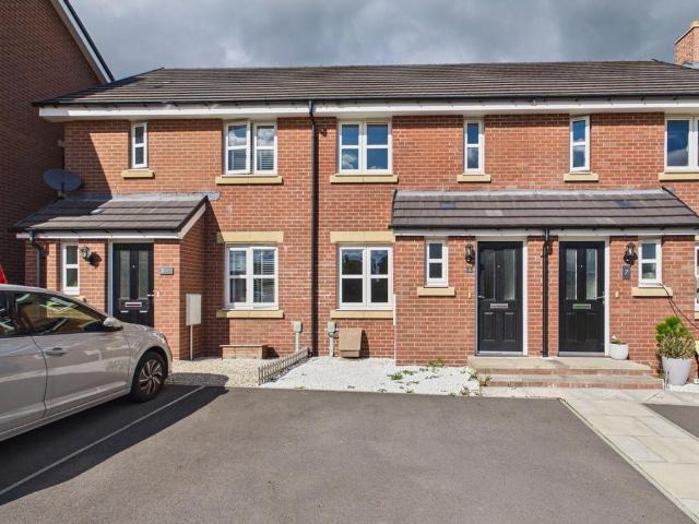 House for sale in Llantilio Pertholey, Mardy