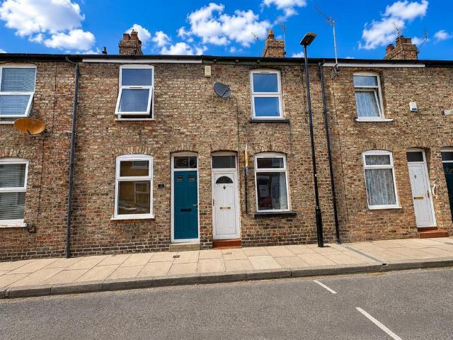 House for sale in High Field, York