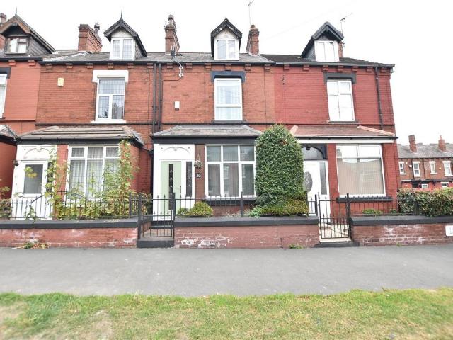 House for sale in East End Park, Leeds