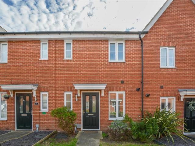 House for sale in Pilgrims' Hatch, Navestock Side