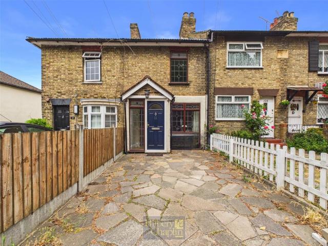 House for sale in Navestock Side, Essex