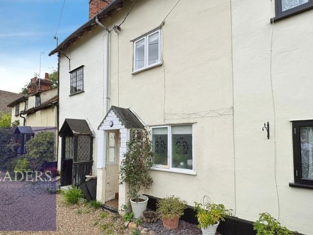 House for sale in Chipping Hill, Essex