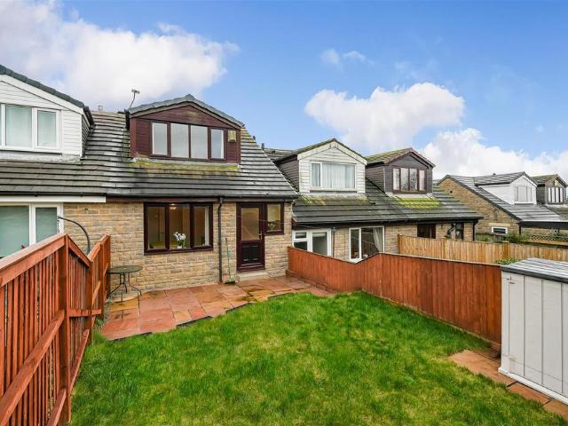 House for sale in Yeadon, Leeds