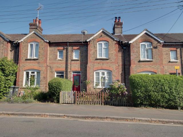 House for sale in Perryfields, West Sussex