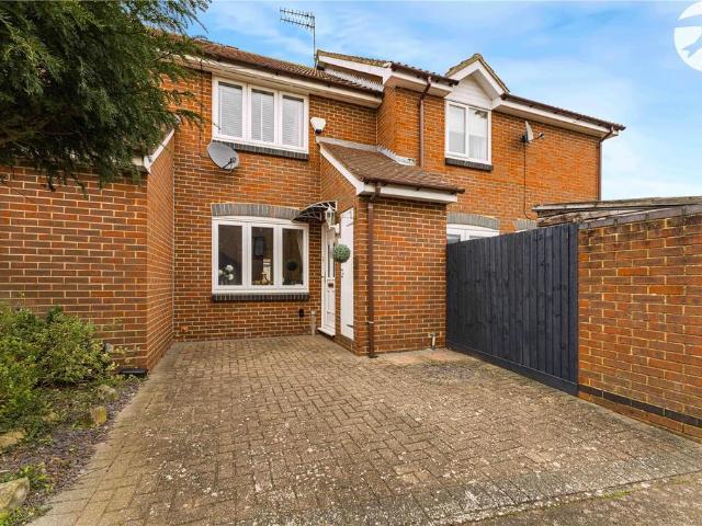 House for sale in Swanscombe and Greenhithe, Monks Orchard