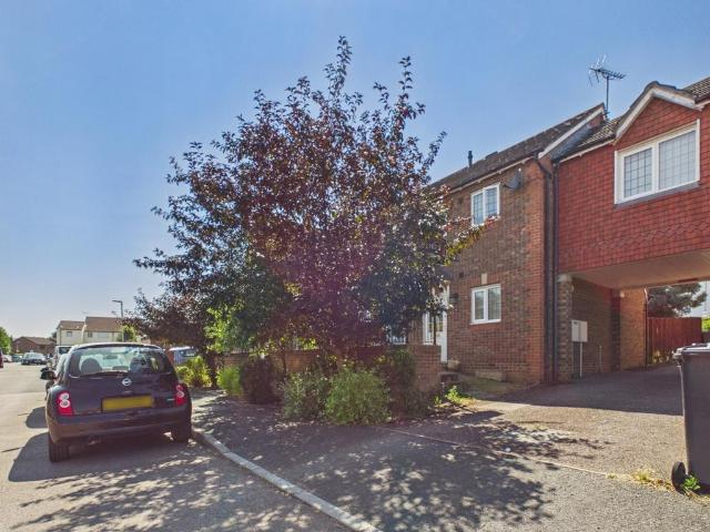 House for sale in Wotton Pitch, Gloucester
