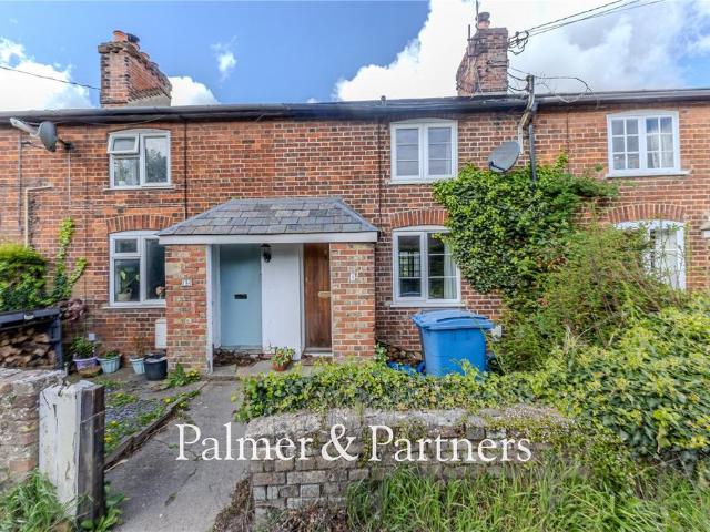 House for sale in Chelmondiston, Suffolk