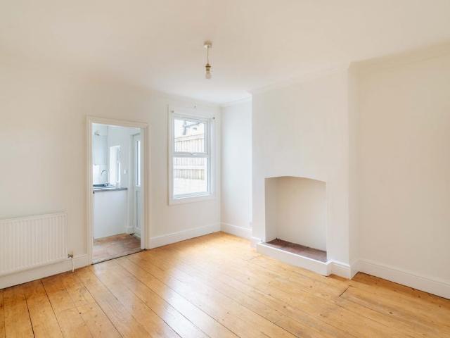 House for sale in Feckenham, City Of Bristol