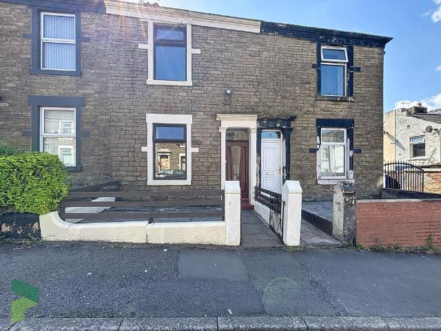 House for sale in Knowle Fold, Darwen
