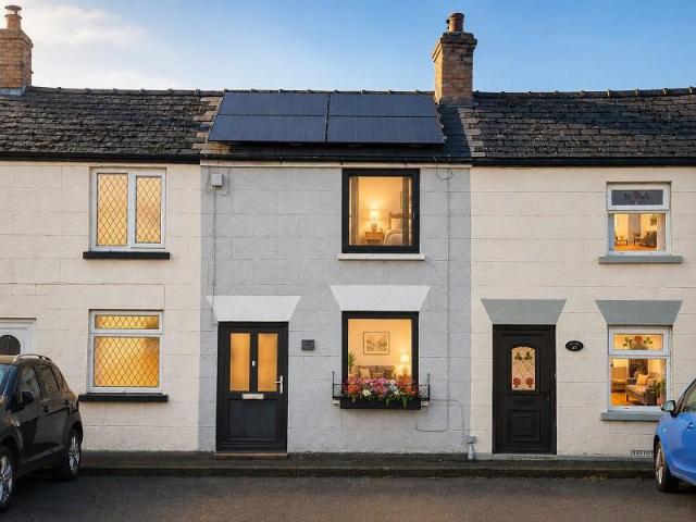 House for sale in Bromsberrow Heath, Gloucestershire