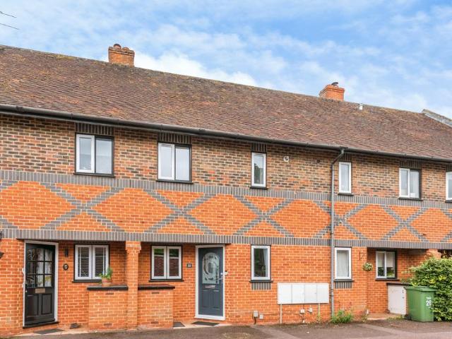House for sale in Berrick Salome, Oxfordshire