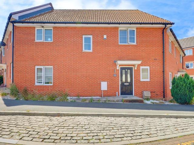 House for sale in Noak Hill, Essex