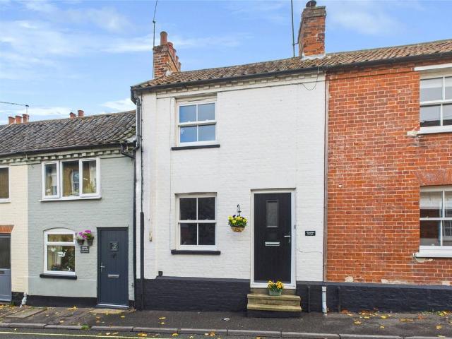 House for sale in Wickham Market, Eastbridge