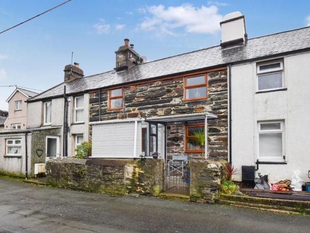 House for sale in Penrhyndeudraeth