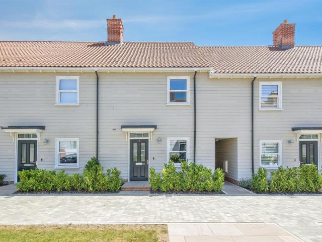 House for sale in Mistley, Dale Hill