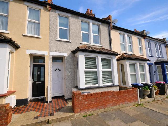 House for sale in Alton Barnes, Essex