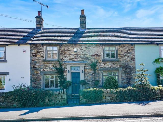House for sale in New Totley, Sheffield