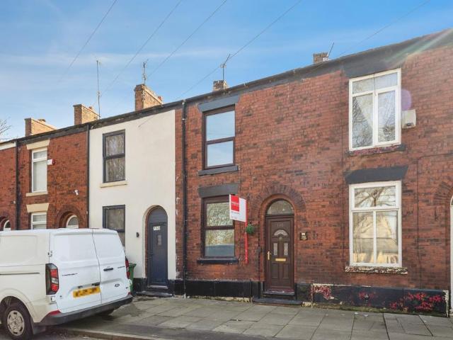 House for sale in Hurst Cross, Greenheys