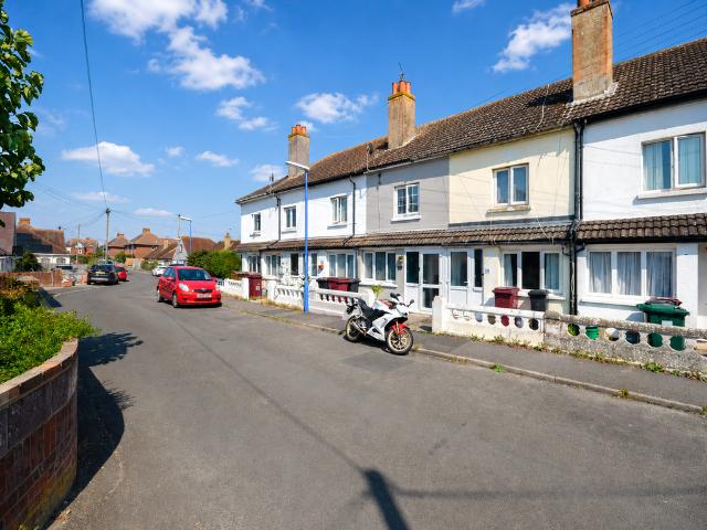 House for sale in Littlecote, West Sussex