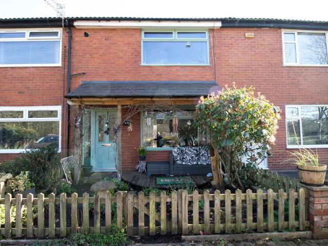 House for sale in Moses Gate, Lee Bank