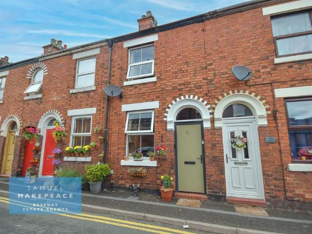 House for sale in Kingsley Moor, Staffordshire