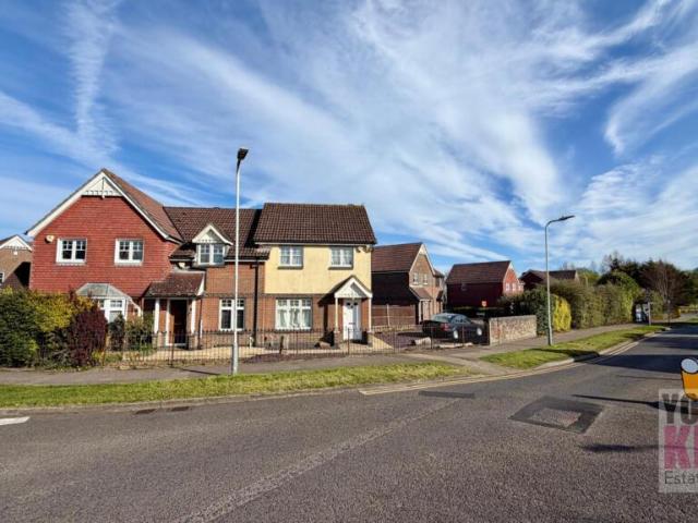 House for sale in Hawkinge, Folkestone