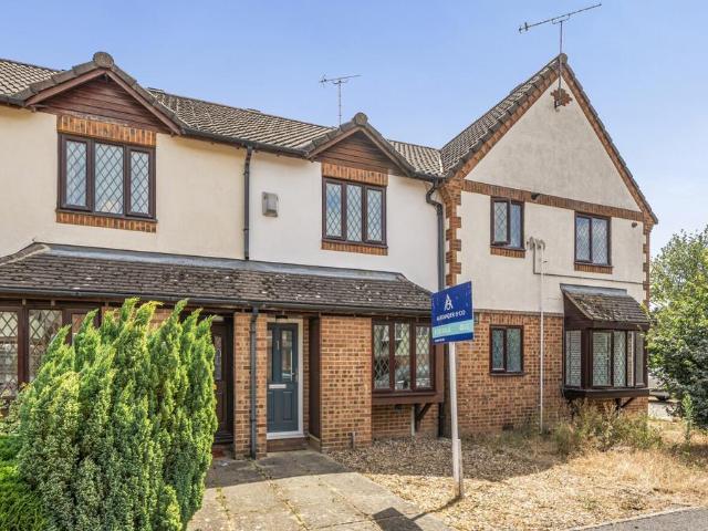 House for sale in Stoke Mandeville, Buckinghamshire