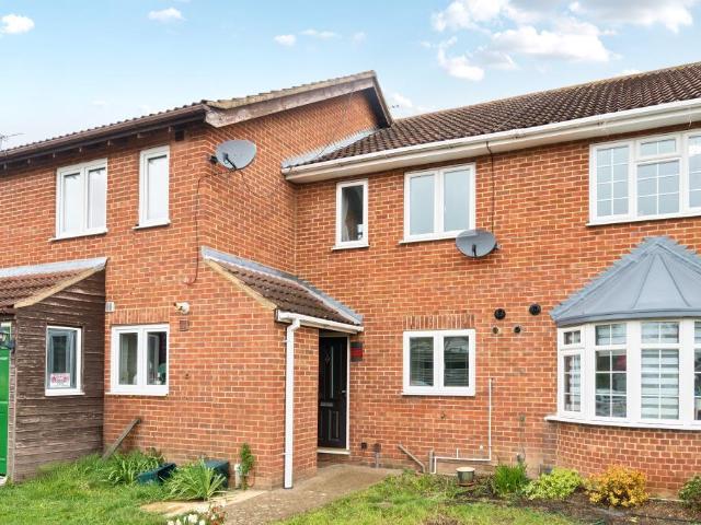 House for sale in Kempton Park, Lower Halliford
