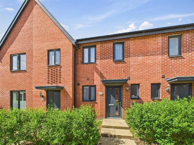 House for sale in Curbridge, Hampshire