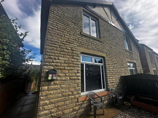 House for sale in Highfields, Huddersfield