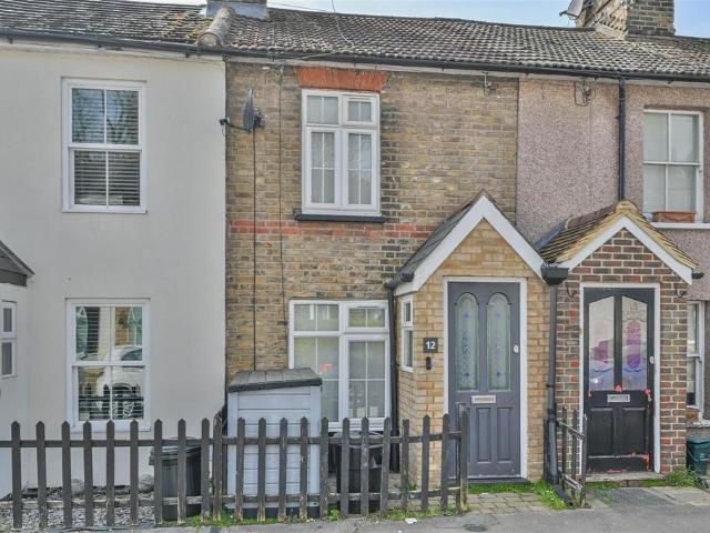 House for sale in Navestock Side, Essex