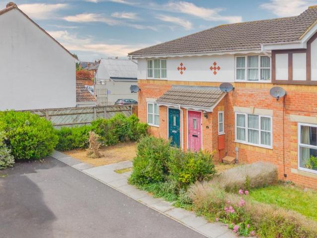 House for sale in Firepool, Rumwell