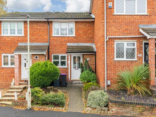 House for sale in Kings Hill, Colliers End