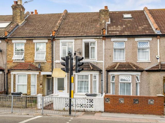 House for sale in London Borough of Croydon, Thornton Heath