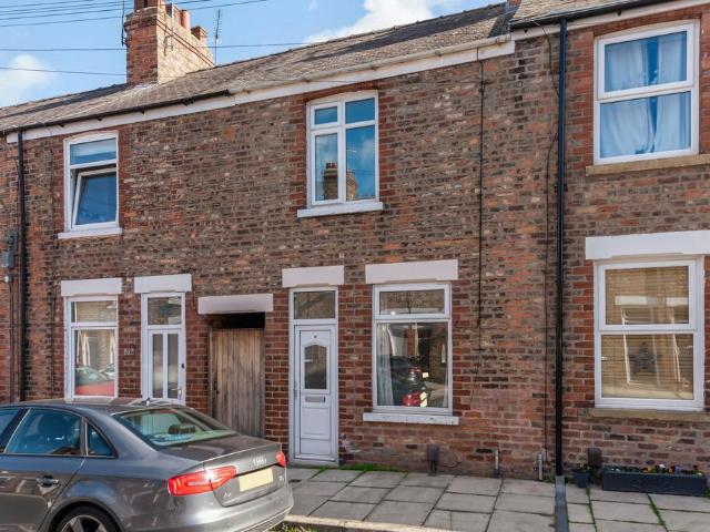 House for sale in High Field, York