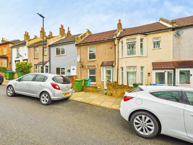 House for sale in Plumstead, Greater London