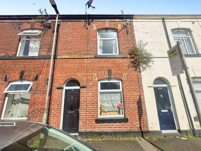 House for sale in Fernhill, Bury