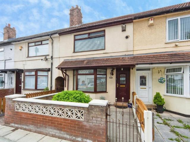 House for sale in Calderstones
