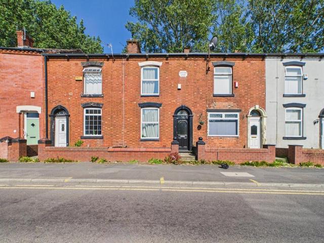 House for sale in Hathershaw, Pendock