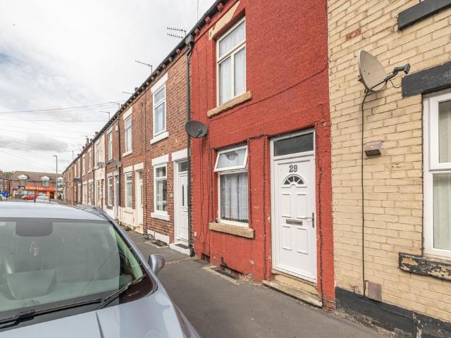 House for sale in Heath, West Yorkshire