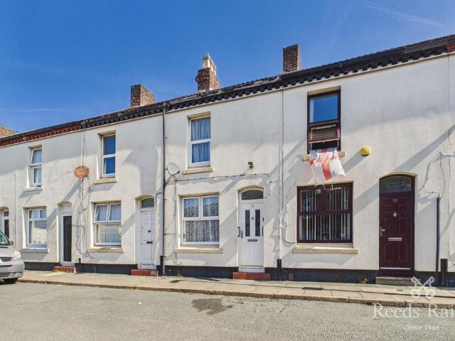 House for sale in Calderstones