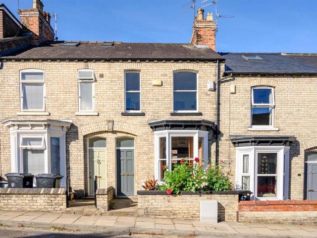 House for sale in High Field, York