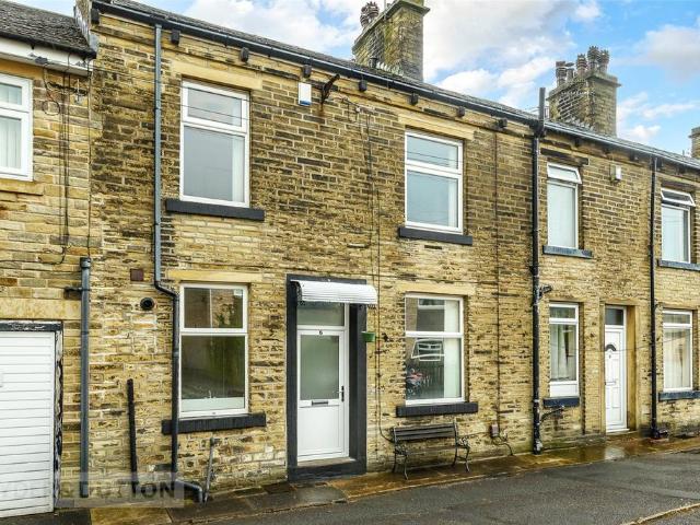 House for sale in Holmfield, West Yorkshire