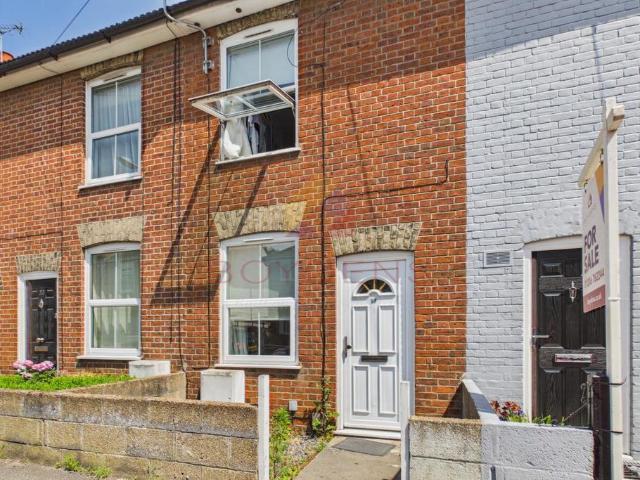 House for sale in Fordham Heath, Essex
