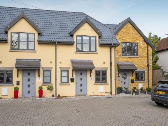House for sale in Chavey Down, Winkfield