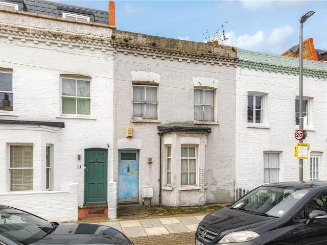 House for sale in Clapham Junction, Greater London