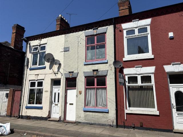 House for sale in Latimer, Leicester